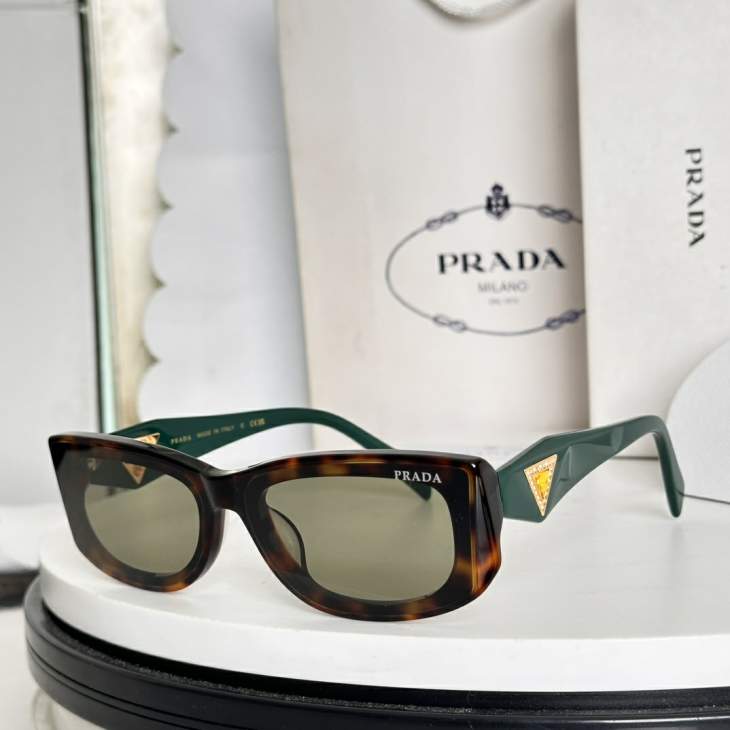 Picture of Prada Sunglasses _SKUfw76202749fw